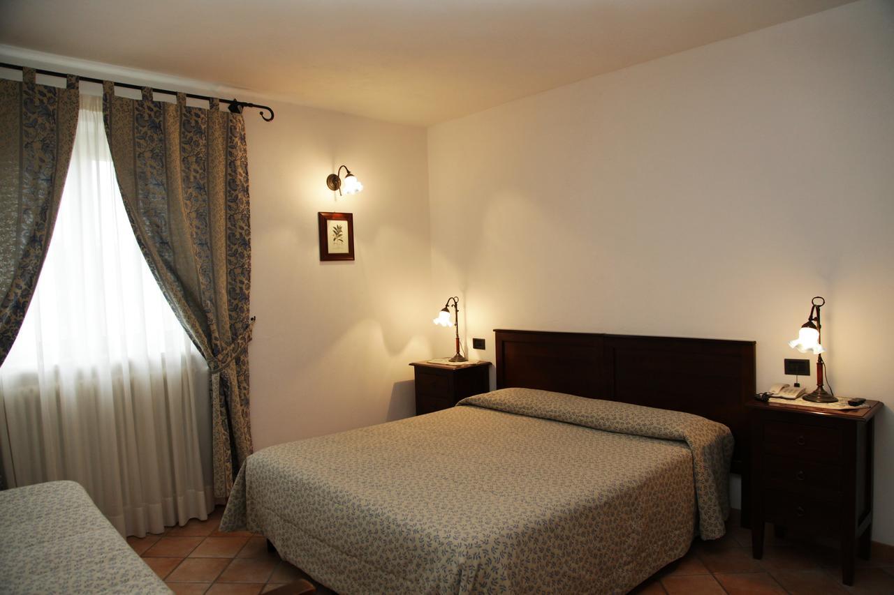 Hotel Il Ghiro Ovindoli Luaran gambar